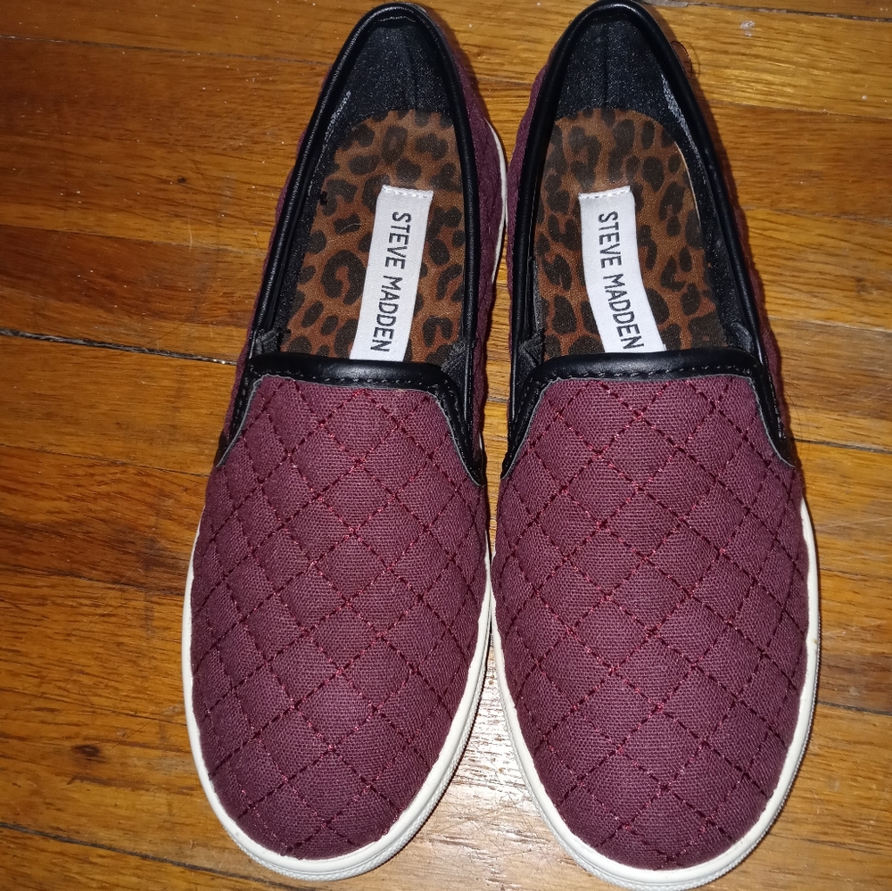 Steve madden girls slip on shoes